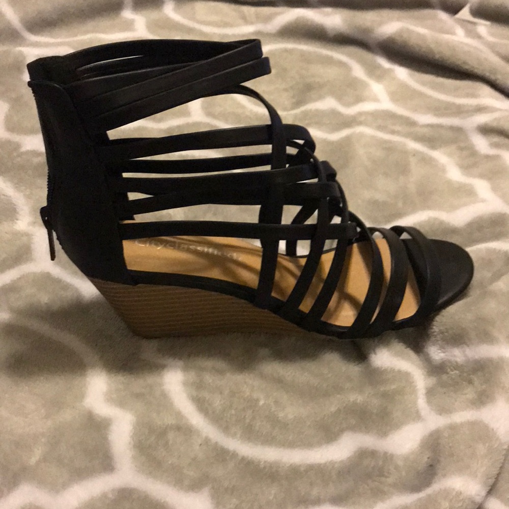 Wedges - Picture 2 of 3
